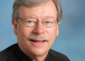 Fr. Warren Sazama, SJ, became pastor of Saint Thomas More Catholic Community in St. Paul, succeeding Fr. Joseph Weiss, SJ.